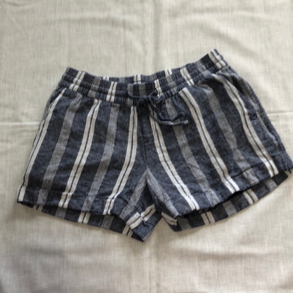 Old Navy shorts small